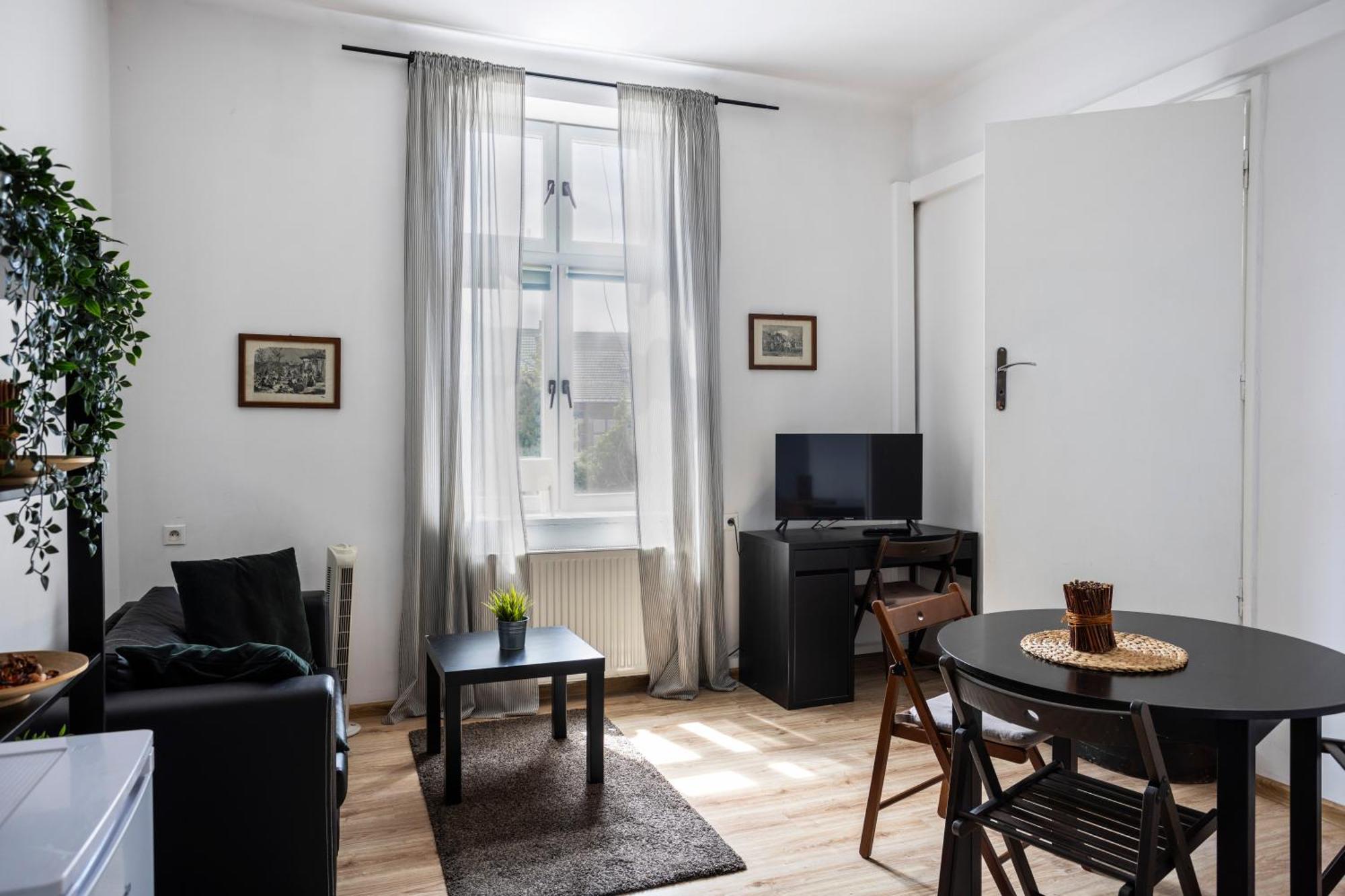 Apartament Perfect Place For Couples, Pilsudskiego Street - Old Town *