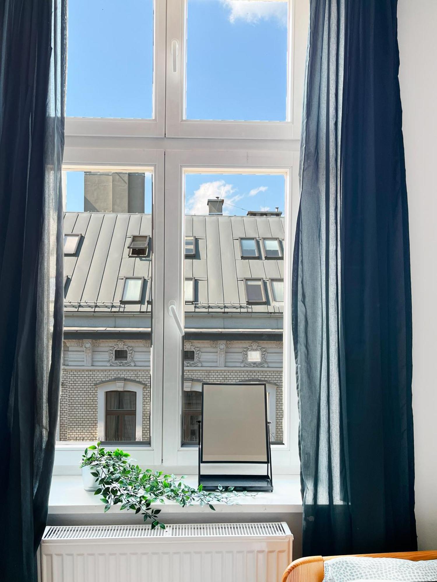 Apartment Perfect Place For Couples, Pilsudskiego Street - Old Town Krakow